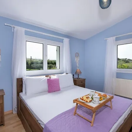 Hill Villa *